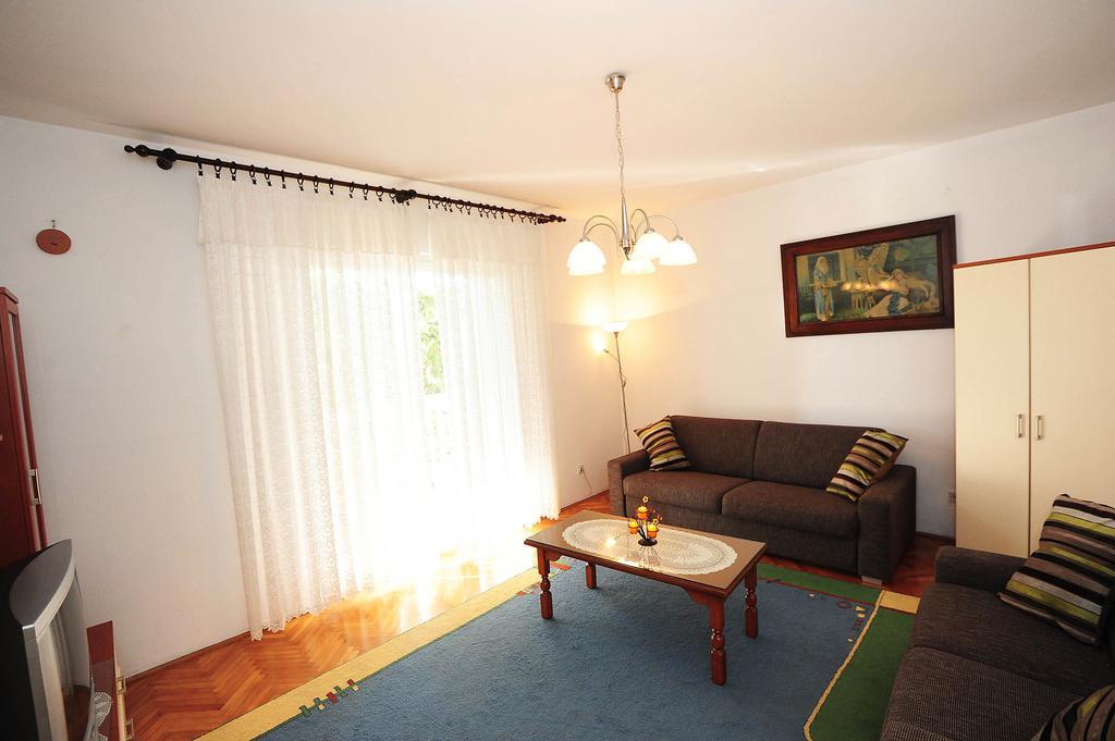 Apartments Luka & Sara Задар Екстериор снимка