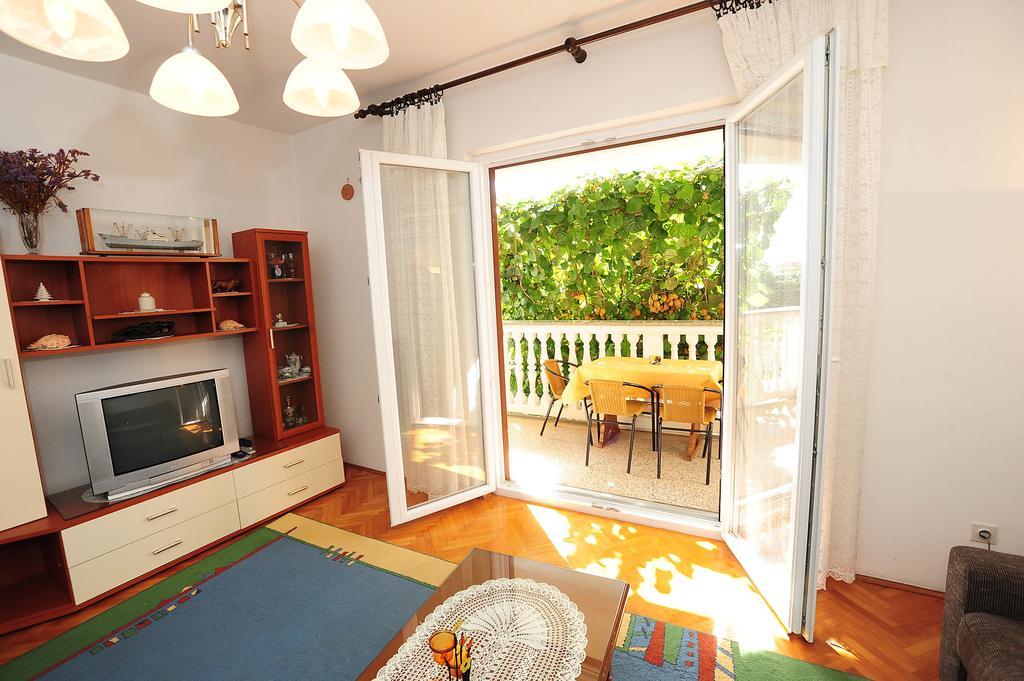 Apartments Luka & Sara Задар Екстериор снимка