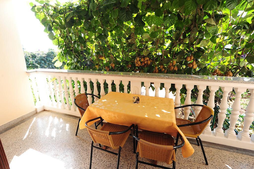 Apartments Luka & Sara Задар Екстериор снимка